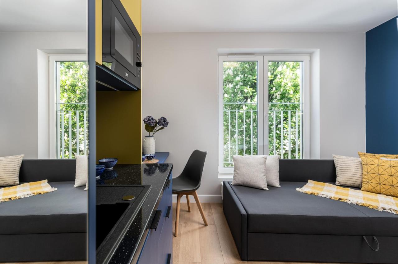 Smart Apartments - Old Town & Main Train Station - By Upstairs คราคูฟ ภายนอก รูปภาพ